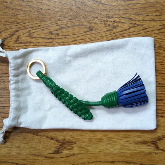 NEW Bottega Veneta Leather Blue Flower Keychain With Dustbag - Picture 5 of 14